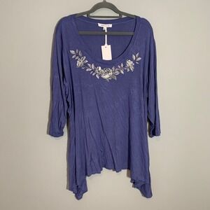 NEW Rose + Olive Womens 3X Blue Floral Embroidered Tunic Top‎ Asymmetrical Hem